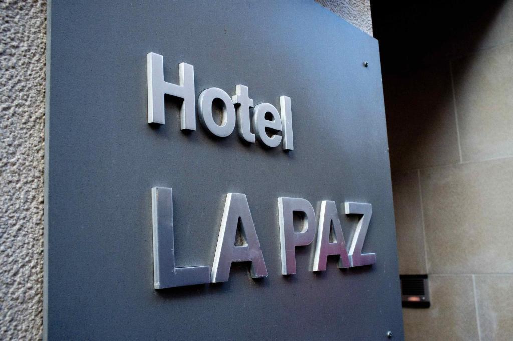 Hotel La Paz Jaca Exterior photo
